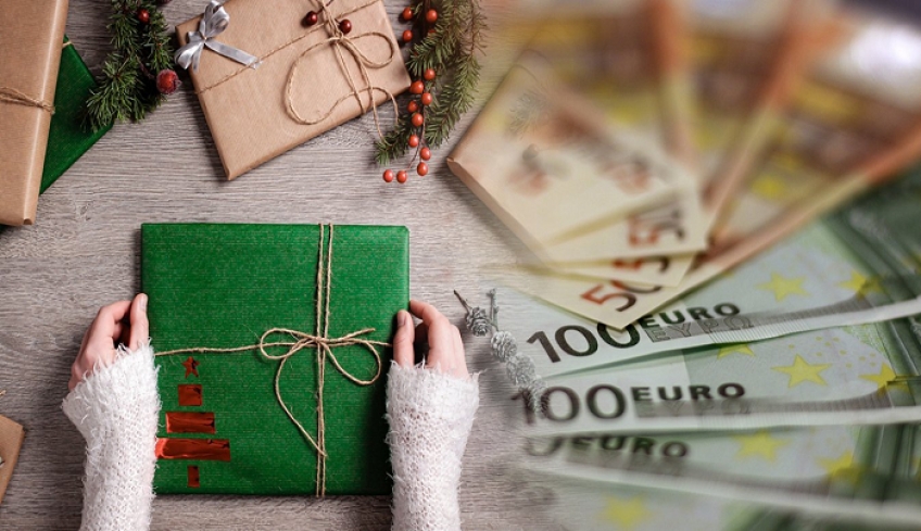 Δώρο Χριστουγέννων: Τι ποσό καταβάλλει το κράτος σε όσους ήταν σε αναστολή σύμβασης - Παραδείγματα