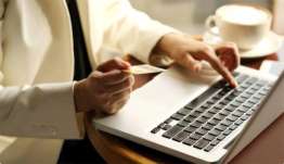 Online αγορές: Πού μοιάζουν, πού διαφέρουν και τι αγοράζουν οι τρεις γενιές των Ελλήνων καταναλωτών