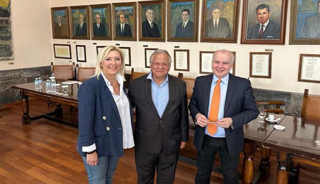 Με τον Δήμαρχο Ρόδου Αντώνη Καμπουράκη συναντήθηκε η Ελευθερία Φτακλάκη