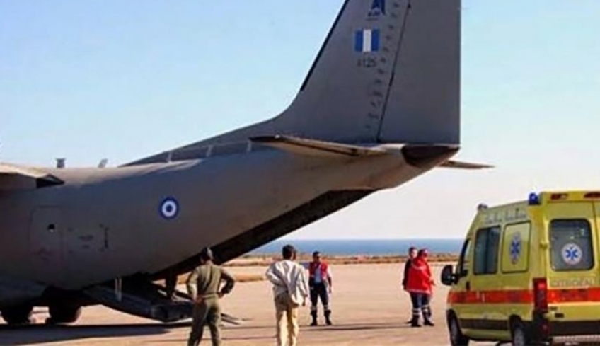 Δέκα ασθενείς, μεταξύ των οποίων και ένα μωρό, μετέφερε η ΠΑ από την ακριτική Ελλάδα