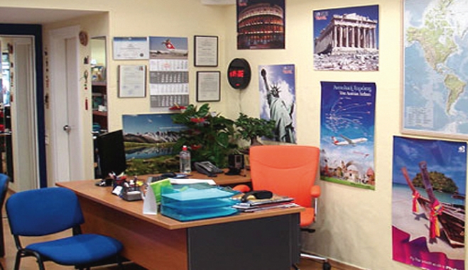 Τουριστικά γραφεία και υπουργείο συζητούν επιδότηση εργασίας και εγγυητικό μηχανισμό για τα vouchers