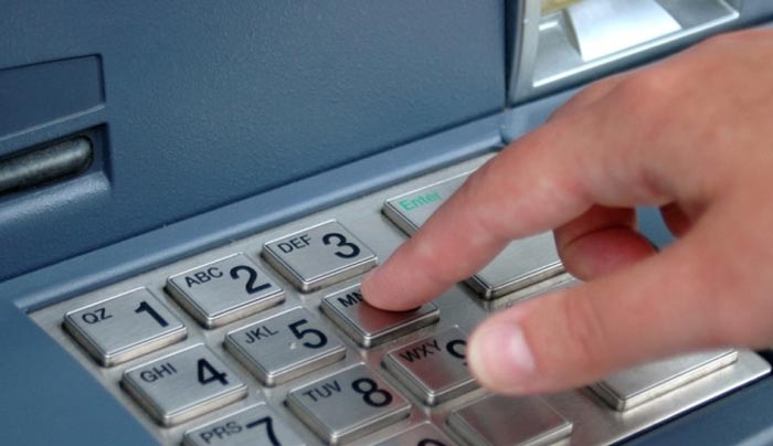 Άμεση μεταφορά χρημάτων με τις νέες online διατραπεζικές πληρωμές