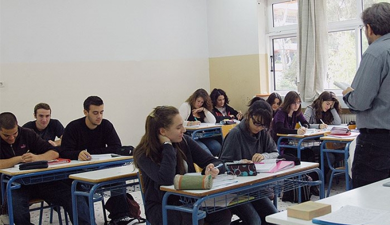 Το σχέδιο για την παιδεία: «Ποδαρικό» με νέο σύστημα εξετάσεων και αλλαγές στο Λύκειο