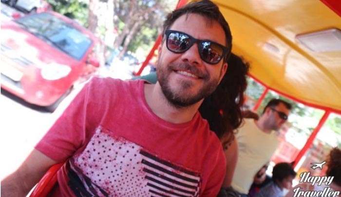 ΔΕΙΤΕ ΦΩΤΟ-ΒΙΝΤΕΟ: Το «Happy traveller» και ο Ε. Μπλέτσας στην Κω