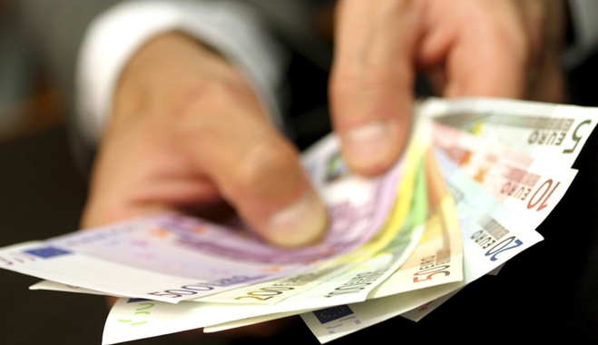 Επίδομα εως 500 ευρώ μηνιαίως δικαιούνται περίπου 700.000 Έλληνες