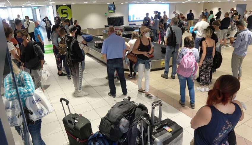 670 τσάρτερ προσγειώθηκαν στη Ρόδο την τελευταία εβδομάδα -127 διεθνείς πτήσεις την Κυριακή