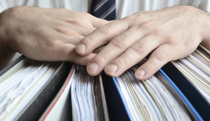 Συναγερμός στις τράπεζες για τα... «κόκκινα» ενέχυρα