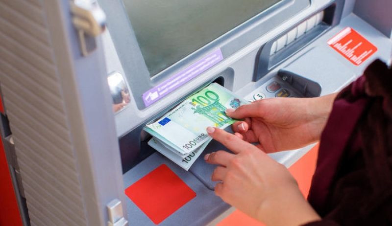 Η ανακοίνωση του ΥΠΟΙΚ για την χαλάρωση των capital controls-Στα €5.000 η ανάληψη μετρητών