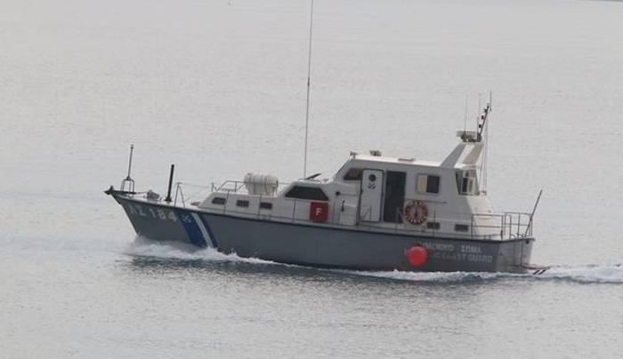 Δουλεμπορικό σκάφος εντοπίστηκε ανοιχτά της Κύμης