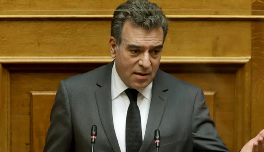 Μ. Κόνσολας: «Άνοιγμα της αγοράς με ασφάλεια. Όλο το βάρος πρέπει να πέσει στα εμβόλια»
