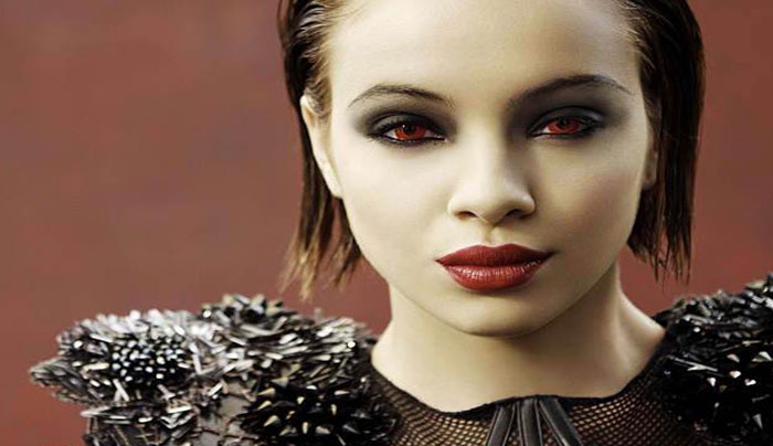 ΣΟΚ! Άγρια δολοφονία 19χρονου next top model - Βρέθηκε ανάμεσα σε δύο πτώματα αντρών!