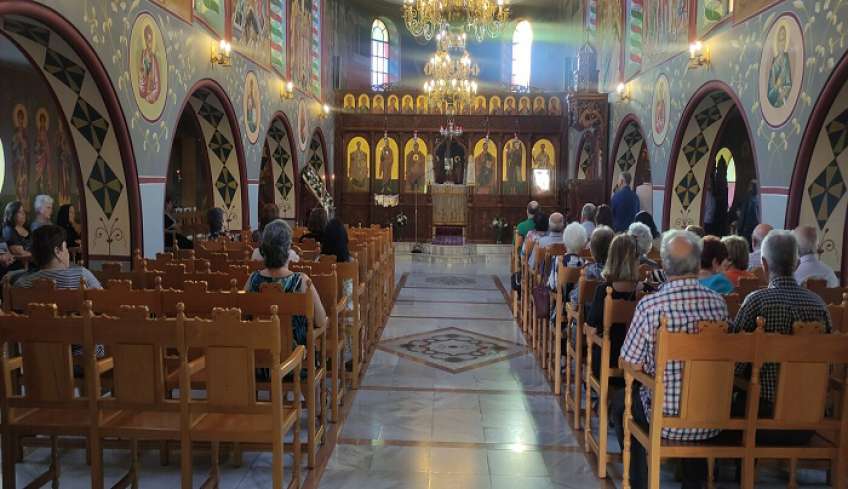 Με τη δέουσα μεγαλοπρέπεια ο πανηγυρικός εσπερινός στον Ιερό Ναό Αγίου Παύλου Λινοποτίου