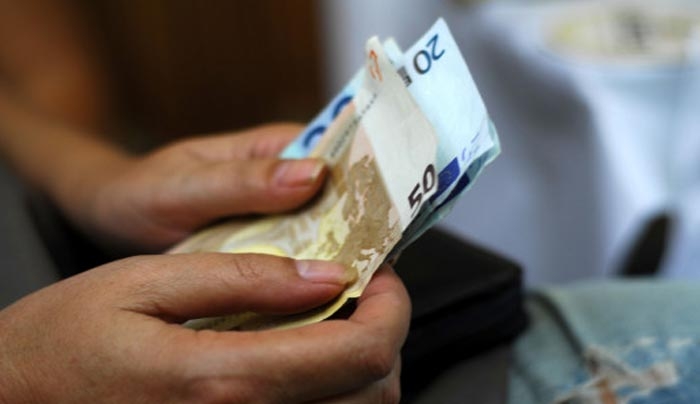 Στον νόμο Κατσέλη και οι οφειλέτες σε ασφαλιστικά ταμεία
