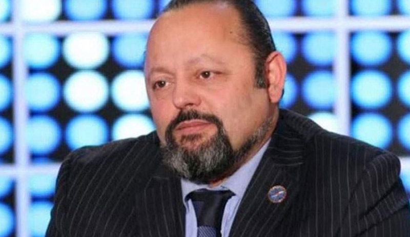 Συνελήφθη ο Αρτέμης Σώρρας στον Άλιμο – Κυκλοφορούσε σαν… παπάς