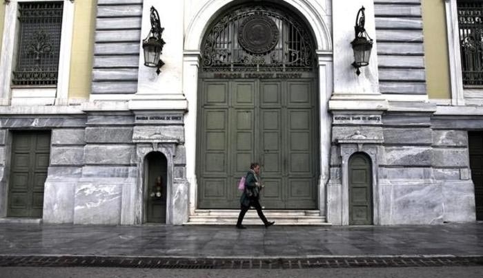 Τράπεζες: Να μην γίνουμε το «μακρύ χέρι» της Εφορίας