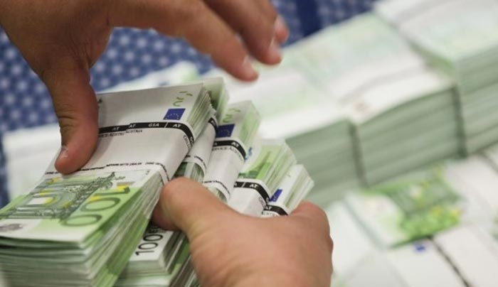 Με την "βούλα" της Eurostat! Στο 0,7% του ΑΕΠ το πρωτογενές πλεόνασμα για το 2015!
