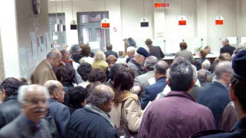 Συντάξεις: Σχέδια επί χάρτου από το Μαξίμου για αποφυγή των περικοπών