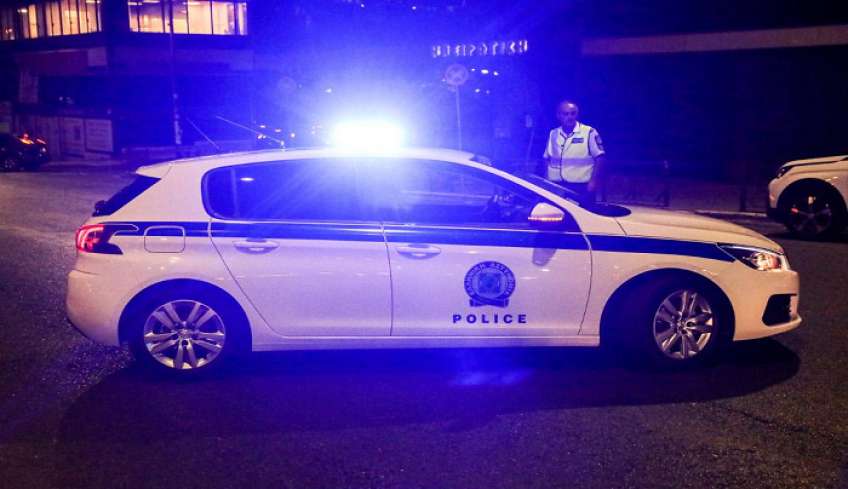 Τρόμος στον Άγιο Δημήτριο: Μαχαιρώματα, τραυματίες και συλλήψεις - Συμμετείχαν και ανήλικοι