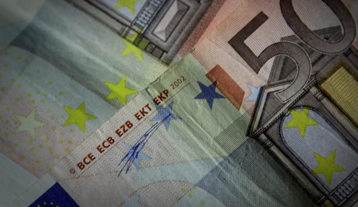 Πληρωμή φόρων με χρέωση! Ποιοι και πότε χρεώνονται