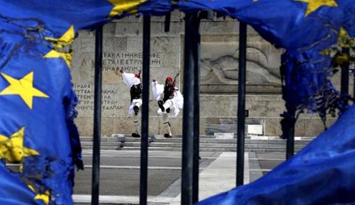 Γερμανική πρόκληση: Πρώτα κούρεμα χρέους και μετά... αντίο ευρώ