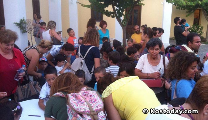 "Σαρωσαν" οι μικροί καραγκιοζοπαίχτες στην παράσταση στο ΧΑΝΙ (Φωτό)