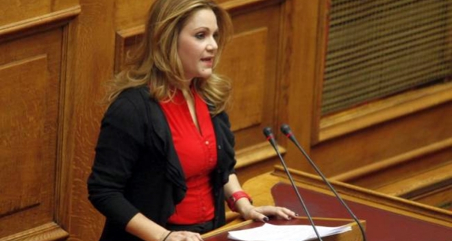 Μίκα Ιατρίδη: «Μην κλείνετε τα νοσοκομεία μας. Δεν θέλουμε να πηγαίνουμε στις απέναντι ακτές για περίθαλψη»