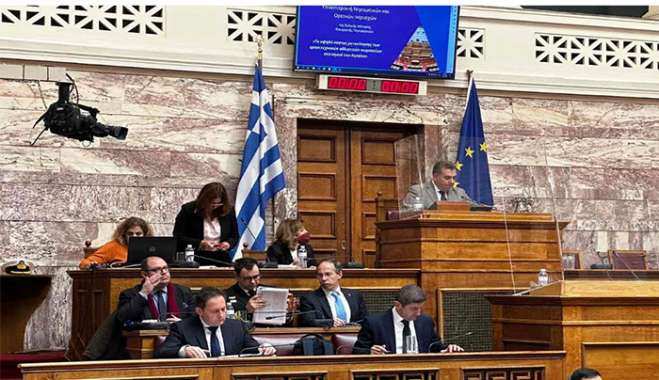« Πρόταση του Μάνου Κόνσολα για δωρεάν ενδονησιωτική συγκοινωνία για τα αθλητικά σωματεία των νησιών και αύξηση της επιχορήγησης».