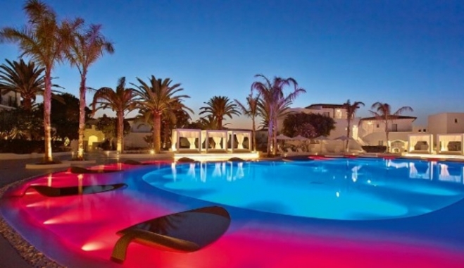 Η TUI πούλησε το 50% της Grecotel στον Νίκο Δασκαλαντωνάκη