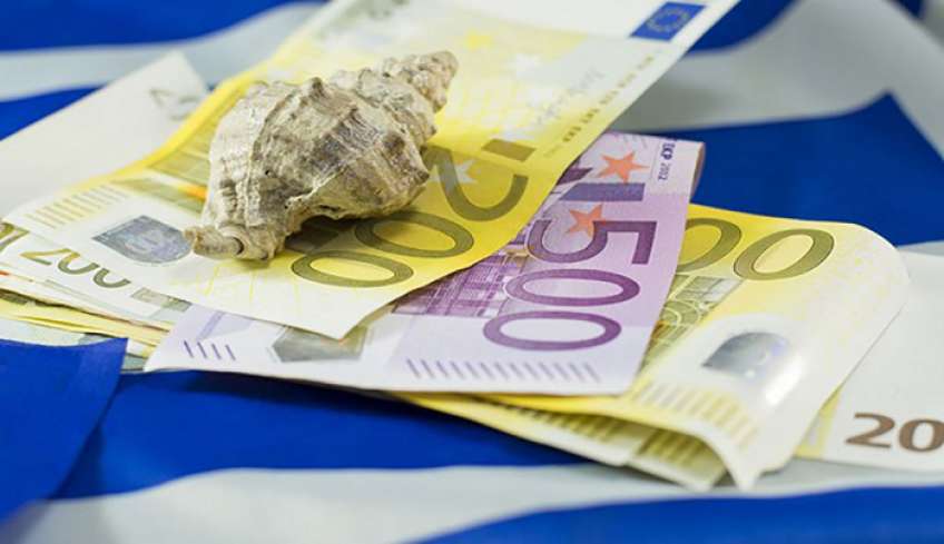 Τουρισμός: Συνεχίζεται το… καλοκαίρι στα νησιά – Στα 19 δισ. κλειδώνουν τα έσοδα