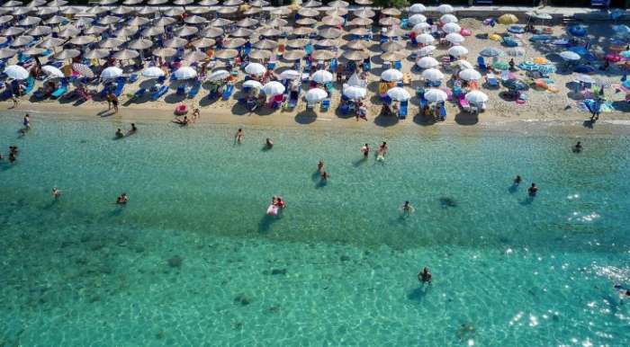 Απάτητες παραλίες: Έρχονται καταγγελίες με λίγα κλικ - Το «στοίχημα» του 2024