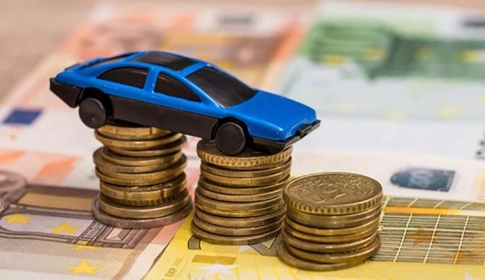 Τα σχέδια για τα τέλη κυκλοφορίας το 2018 μετά το φετινό μπάχαλο