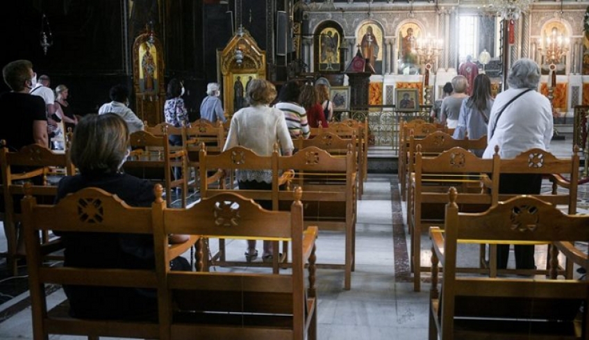 Εκκλησίες: Διπλασιάζεται ο αριθμός των πιστών – Από τους 50 το όριο πάει στους 100
