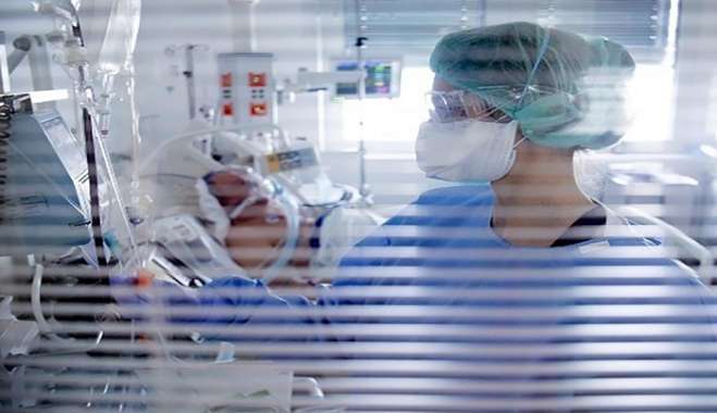 Κορωνοϊός: 100.421 κρούσματα την τελευταία εβδομάδα, 314 θάνατοι και 120 διασωληνωμένοι
