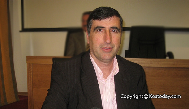 ΜΙΧ. ΧΑΤΖΗΚΑΛΥΜΝΙΟΣ : “Το Χάνι αλλάζει όψη. Μετατρέπεται σε ένα σύγχρονο λαογραφικό μουσείο με εξοπλισμό τελευταίας τεχνολογίας.”