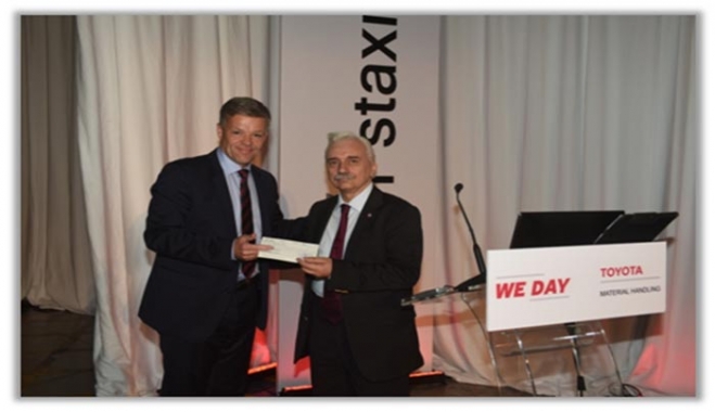 10.000 € δωρεά από την Toyota Material Handling Greece για πρόσφυγες και μετανάστες