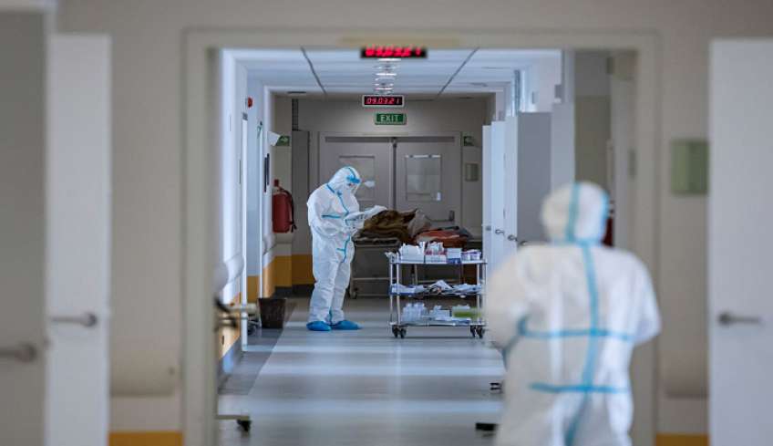 Κορωνοϊός: 7.463 κρούσματα σήμερα, 34 θάνατοι και 244 οι διασωληνωμένοι