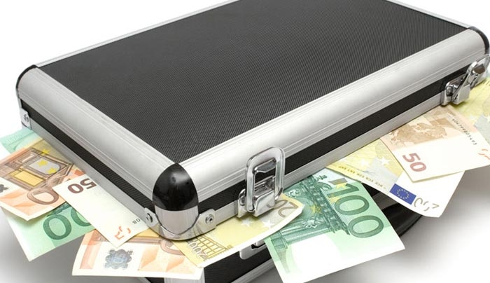 Παράταση τριών μηνών για οικειοθελή αποκάλυψη εισοδημάτων