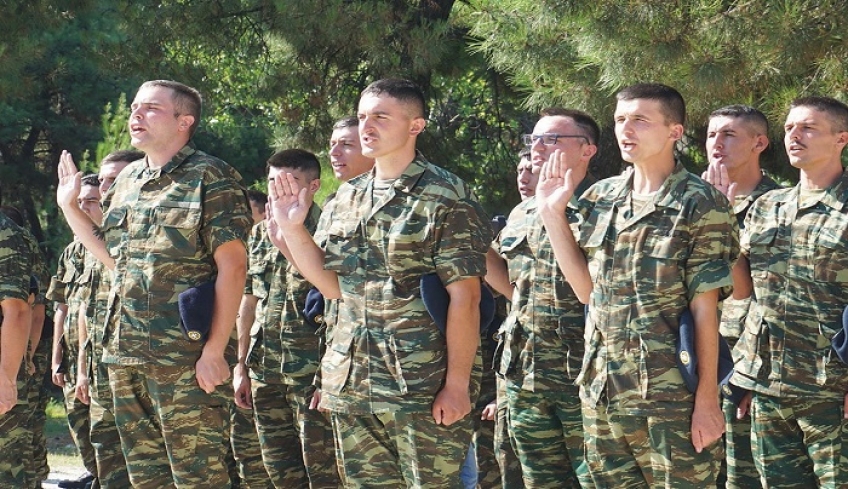 Ν. Παναγιωτόπουλος: Δεν αυξάνεται η θητεία αλλά οι οπλίτες θα αποκτούν δεξιότητες