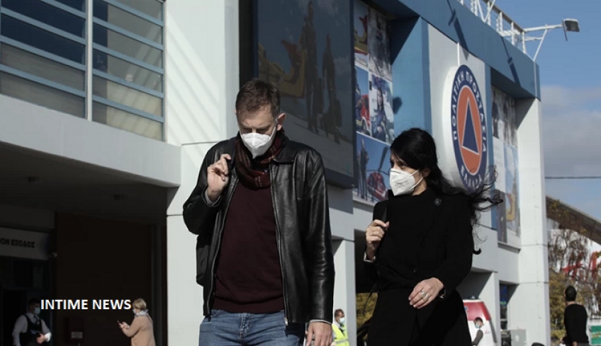 Στο τραπέζι η επέκταση του υποχρεωτικού εμβολιασμού στους άνω των 50 ετών - Από τι θα εξαρτηθεί
