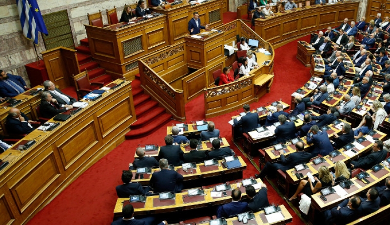 Σφοδρή επίθεση της αντιπολίτευσης στην κυβέρνηση ΣΥΡΙΖΑΝΕΛ: Φύγετε τώρα