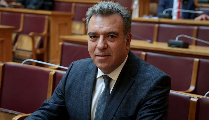«Παρέμβαση του Μάνου Κόνσολα για τις κενές θέσεις ιατρικού προσωπικού στο νοσοκομείο Καρπάθου»