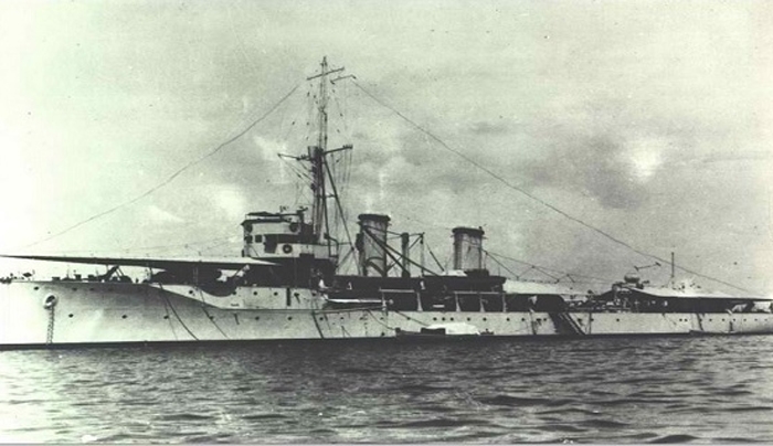 Σαν σήμερα το 1940 το καταδρομικό «Έλλη» τορπιλίζεται απ’ τους Ιταλούς στην Τήνο