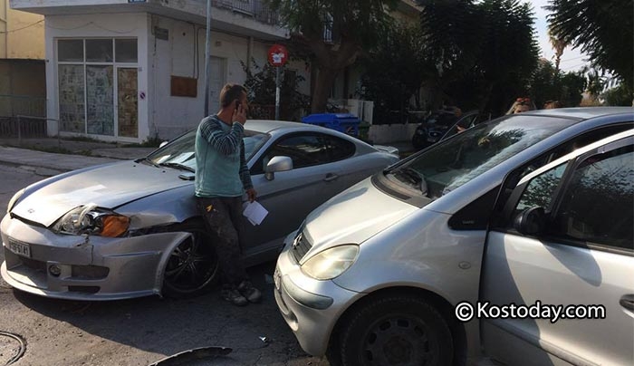 Ατύχημα ΤΩΡΑ έξω από την "Παναγίτσα"! (Φωτό)