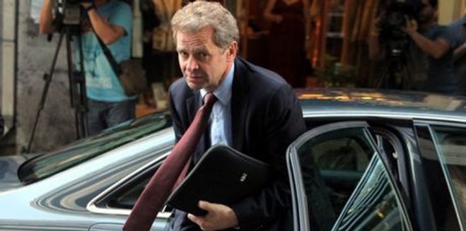 Η τρόικα επιστρέφει: Τα αιτήματα των δανειστών και τα επιχειρήματα της ελληνικής πλευράς