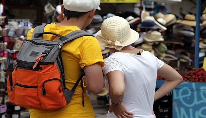 Σταθεροποίηση τάσης εν όψει για τον ελληνικό τουρισμό–Καμπανάκια του ΣΕΤΕ