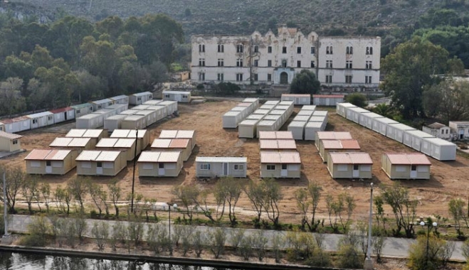 Το σχέδιο της κυβέρνησης για τους μετανάστες -Από τα νησιά, στο Ελληνικό ή στην Κόρινθο