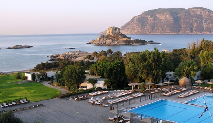 Σωματείο Ξενοδοχοϋπαλλήλων Κω για club Med: "όπου ακούς πολλά κεράσια κράτα και μικρό καλάθι"