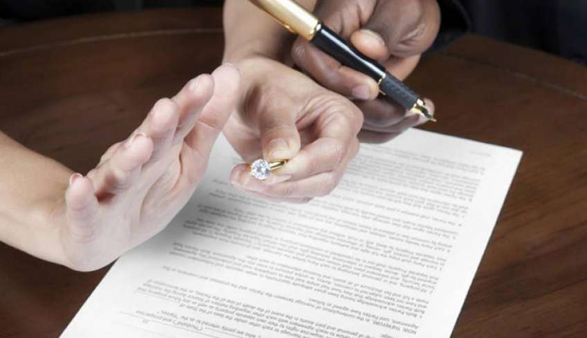 Διακριβώθηκε η δράση κυκλώματος στη Ρόδο που προέβαινε σε νομιμοποίηση αλλοδαπών με εικονικά σύμφωνα συμβίωσης