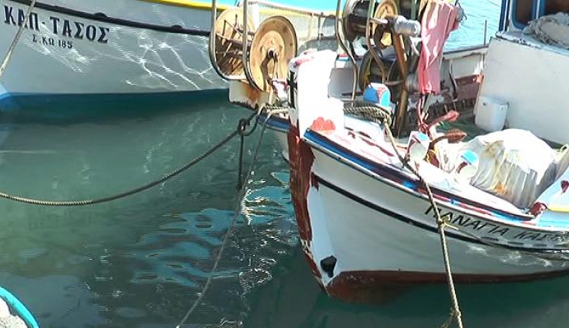 ΖΗΜΙΕΣ ΣΕ ΑΛΙΕΥΤΙΚΑ ΣΚΑΦΗ ΠΡΟΚΛΗΘΗΚΑΝ ΤΙΣ ΤΕΛΕΥΤΑΙΕΣ ΜΕΡΕΣ ΑΠΟ ΤΟΝ ΚΥΜΑΤΙΣΜΟ ΠΟΥ ΠΡΟΚΑΛΕΙ Η ΜΕΓΑΛΗ ΤΑΧΥΤΗΤΑ ΤΩΝ ΠΛΟΙΩΝ ΤΗΣ ΑΚΤΟΠΛΟΪΑΣ