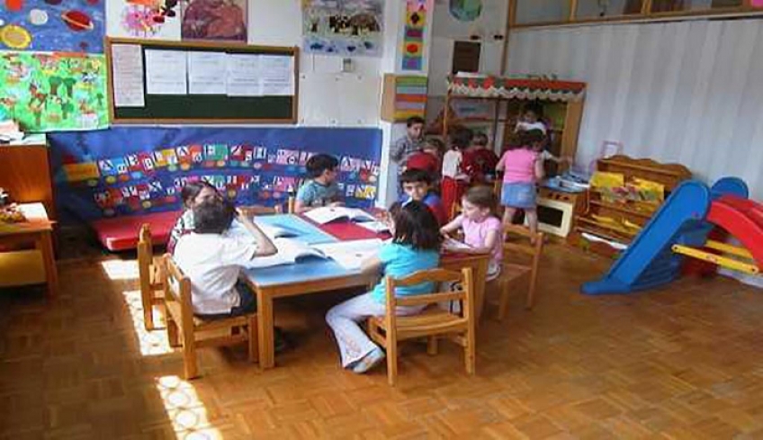 Δημοσκόπηση: Αγγλικά στα νηπιαγωγεία θέλει το 61% των πολιτών